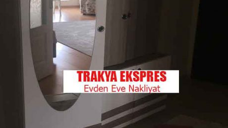 Taşoluk Mahallesi evden eve nakliyat® 0212 553 88 60 0532 500 24 62 Taşoluk Mahallesievden Eve Nakliyat Taşoluk Mahallesievden Eve Nakliyat hakkında şikayeti olmayan ekonomik garantili sigortalı güvenilir nakliyat firmasıdır.Ürünleriniz Baloncuklu naylon ile hiç bir deformasyon olmaksızın sarılır kırılacak eşyalarınız hakeza aynı güvenlik koşulları sağlanacak şekilde paketlenir, giyecekleriniz askılıklı dolaplar ile ütüsü dahi bozulmadan paketlenir. Bizi tercih eden binlerce mutlu müşerimiz arasında sizde yerinizi alın, Taşoluk MahallesiEşya Taşıma Eşya taşımanın bu alanda uzman olan kişiler tarafından yapılması, Taşoluk Mahallesieşya taşıma ile mümkün oluyor. Hizmet detayları verilmiştir. [caption id=